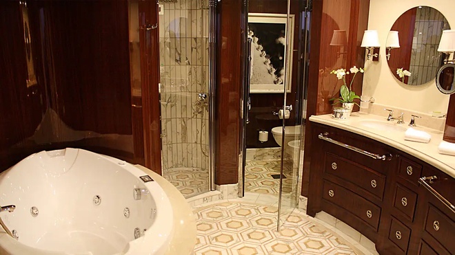 Owner's Suite