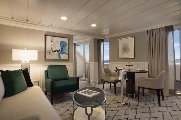 Oceania Cruises R-Class Vista Suite 2.jpg