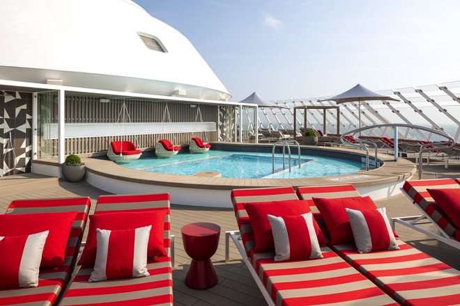 The Retreat® Sundeck