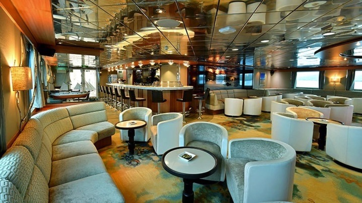 Discovery Lounge