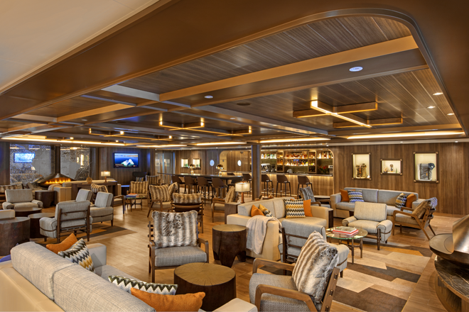 Expedition Lounge 