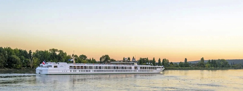 Cruise Festival: French Cuisine and Impressionism on the Seine River