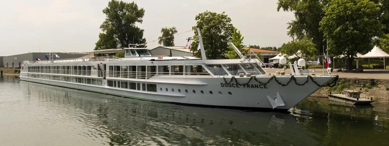 Capital Cities Along the Danube (port-to-port cruise)