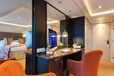 AmaWaterways AmaVenita Category AA AB 3.png