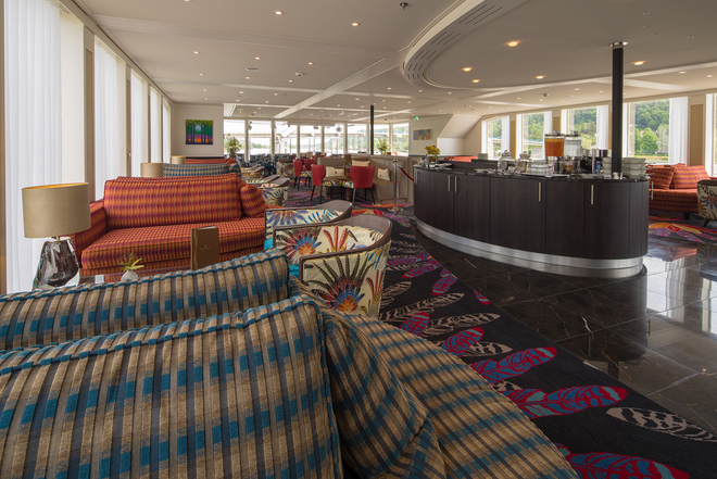 Main Lounge & Bar