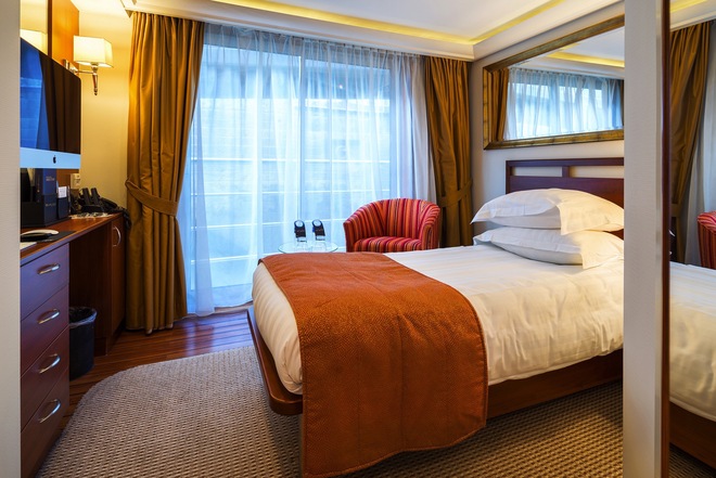 Single Suite