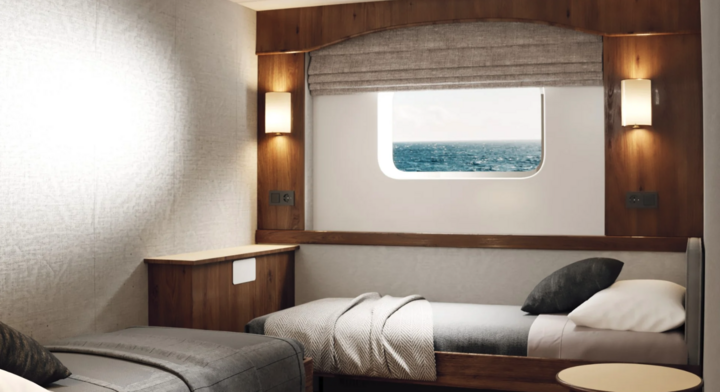 Polar Outside | Middle deck for 2 travellers