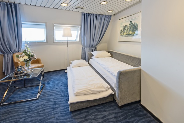 Hurtigruten Coastal Express MS Nordnorge Expedition Suite M4 - CREDIT Agurtxane Concellon and Hurtigruten 3.JPG