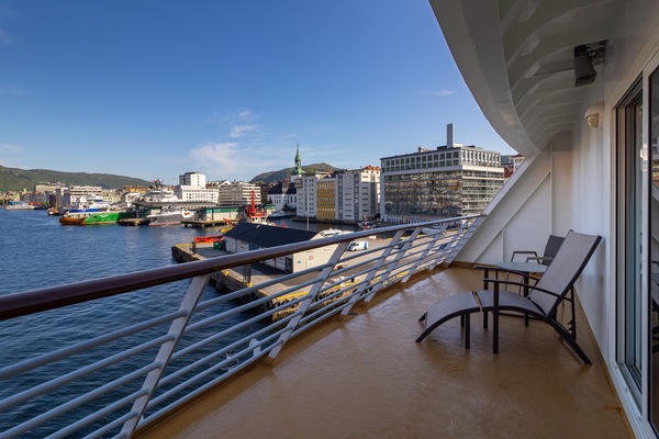 Hurtigruten Expeditions MS Trolljford M2 - Espen Mills and Hurtigruten 3.JPG