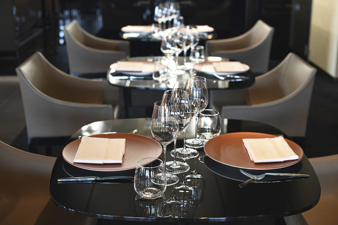 Lumière Restaurant & Champagne Bar