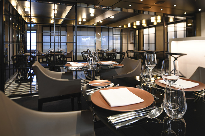 Lumière Restaurant & Champagne Bar