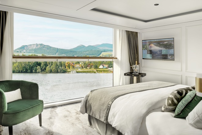 Riverside Suite