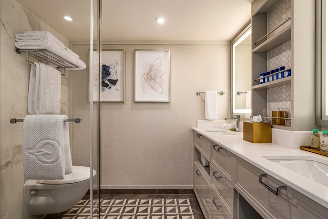 Penthouse Suite