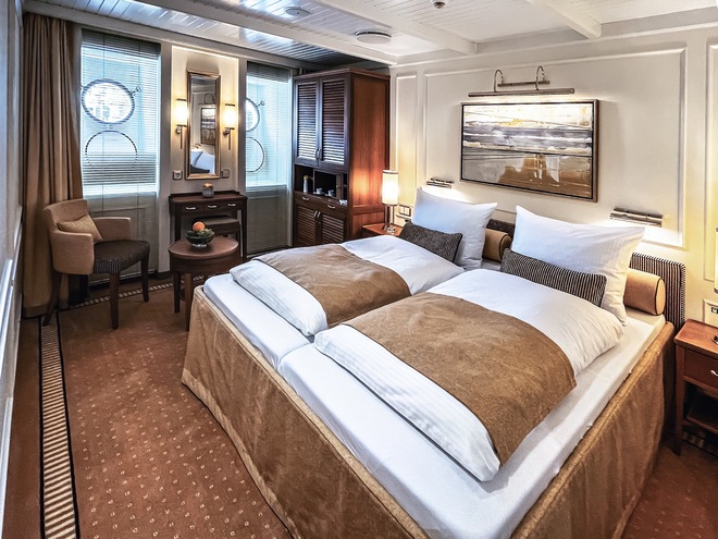 Superior Stateroom (Cat. E)
