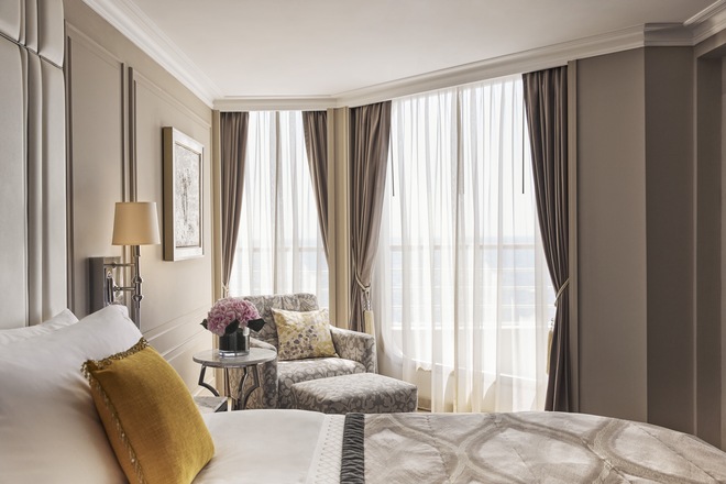 Penthouse Suite
