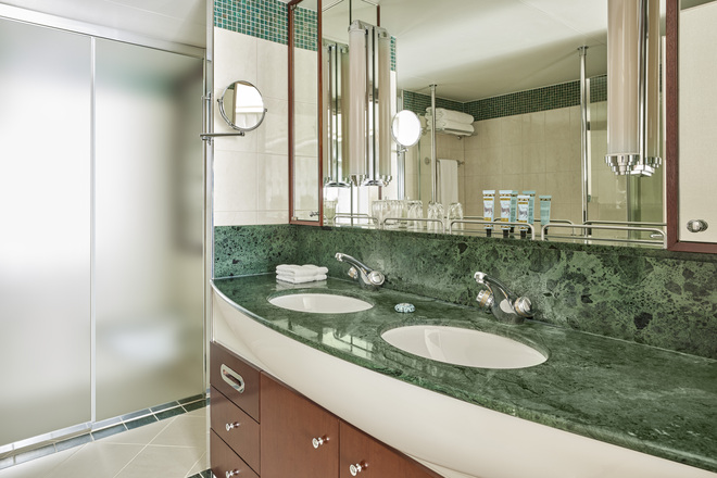 Sapphire Suite