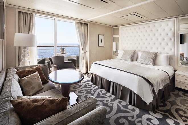 Aquamarine Deluxe Suite