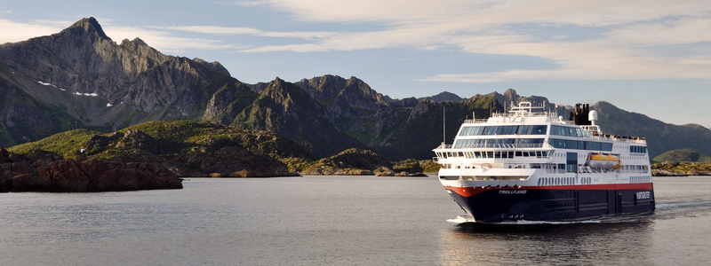 The Classic Roundtrip Voyage with Transfers