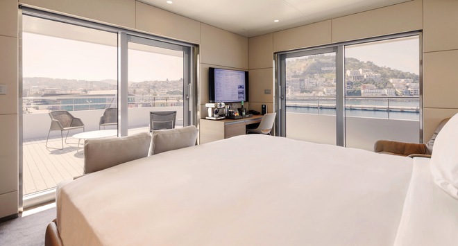 Yacht Suite