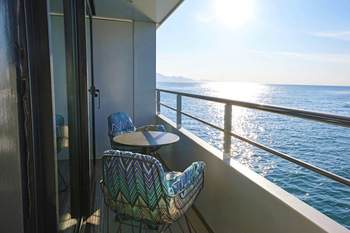 Deluxe Balcony Suite
