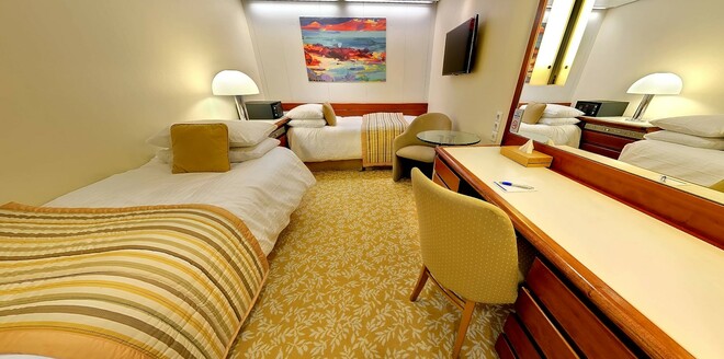 Interior Cabin (H)