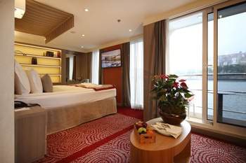 2-bed outside cabin, F