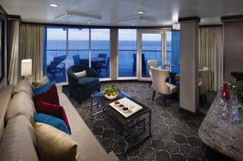 AquaTheatre Suite with Large Balcony - 2 Bedroom