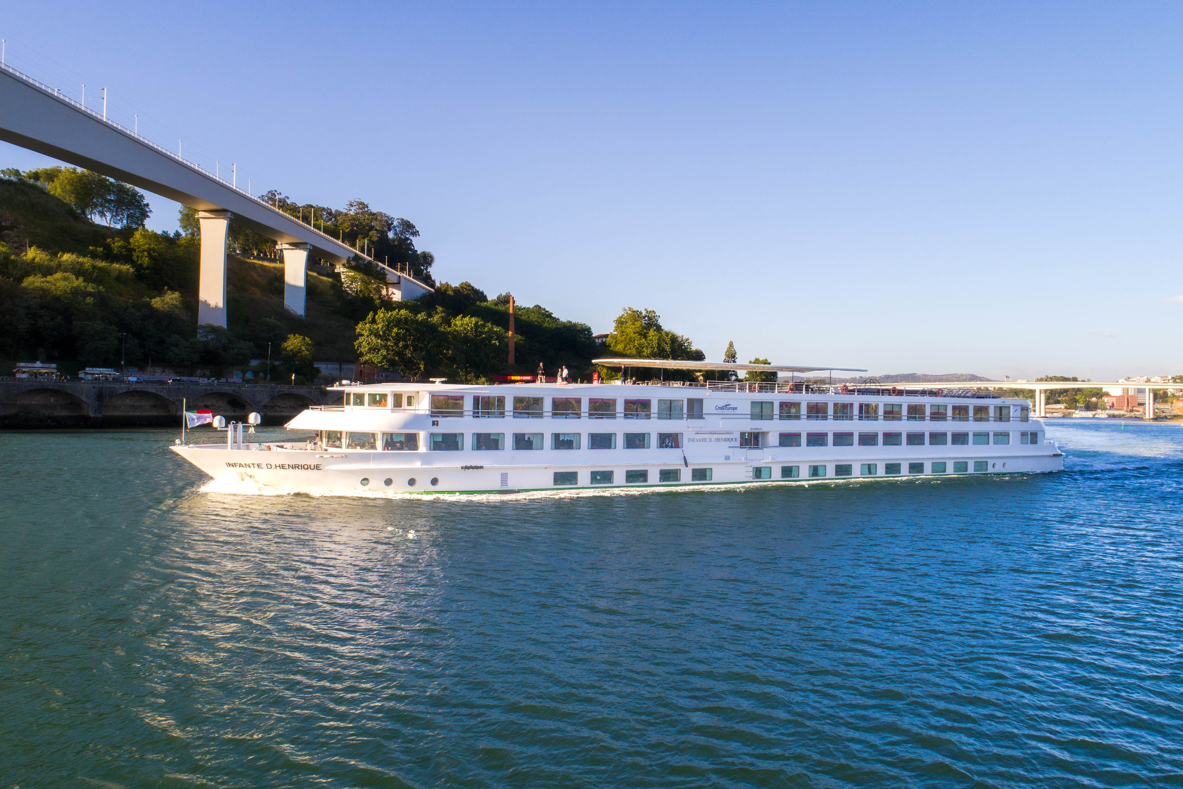 Porto and the Douro Valley (port-to-port cruise)