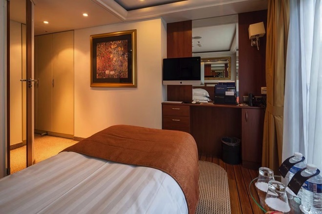 Single Suite