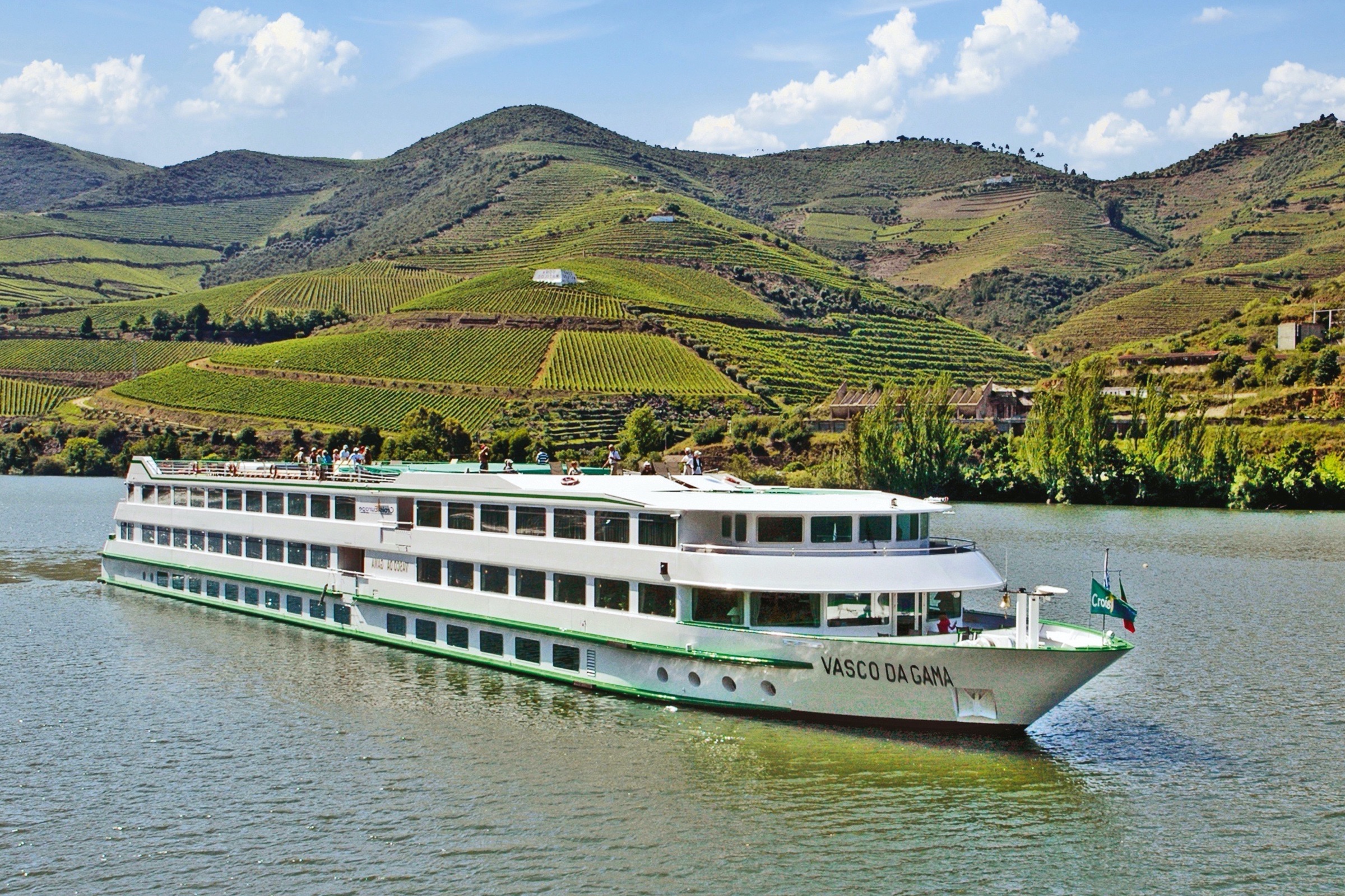 Discover Lisbon, Porto and the Douro Valley (port-to-port cruise)