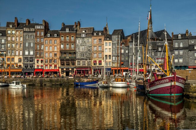7-Day Exploring Antwerp, France & The Channel Isles