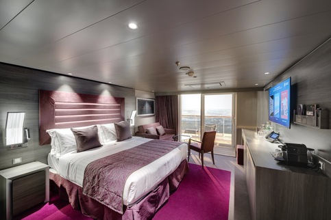 MSC Cruises, MSC Bellissima, MSC Yacht Club Deluxe Suite Accessible 2, Copyrights - MSC Rights, Ivan Sarfatti.jpg