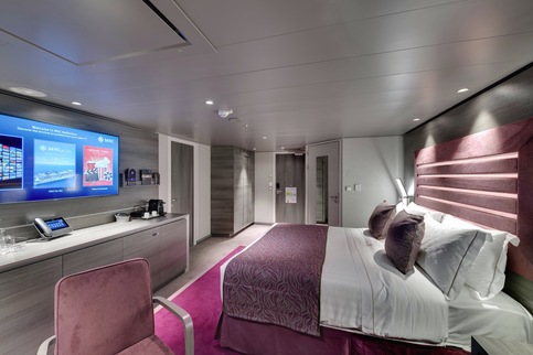 MSC Cruises, MSC Bellissima, MSC Yacht Club Deluxe Suite Accessible 1, Copyrights - MSC Rights, Ivan Sarfatti.jpg