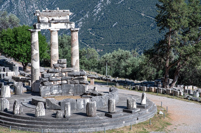 21-Day Mediterranean Mosaic: Greece, Italy & Dalmatian Gems