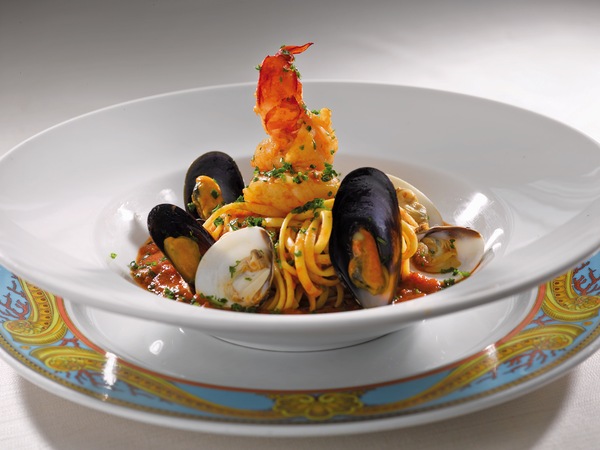 Oceania Cruises, Toscana Cioppino.jpg