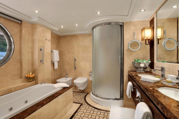 Oceania Cruises, O-Class, Oceania Suite, Bathroom 1.jpg