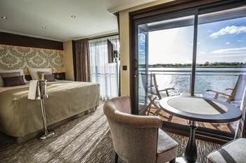 Deluxe Balcony Suites