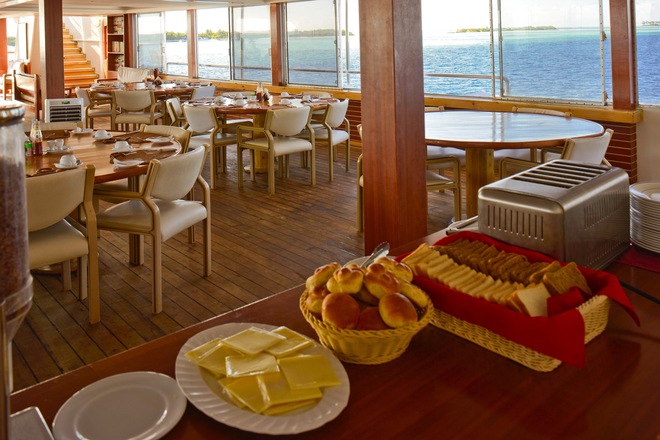 Restaurant/Bar