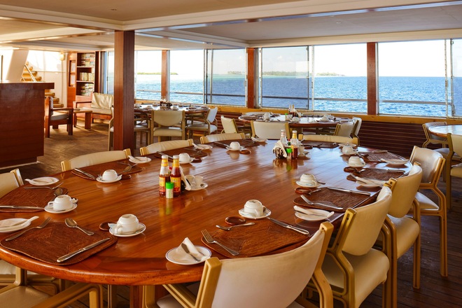 Restaurant/Bar