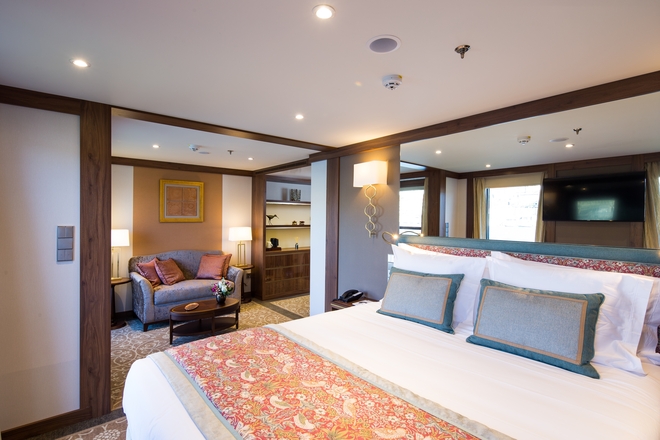 Deluxe Suites