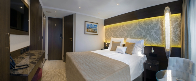 Standard Suite (Diamond Deck)