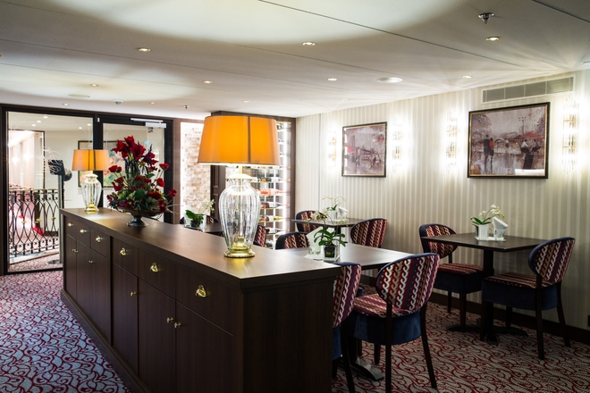 Riverview Kitchen