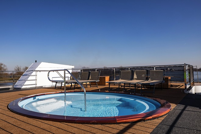 Sun Deck