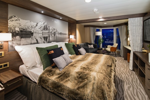 Hurtigruten, MS Richard With, Expedition Suite ©Agurtxane Concellon.jpg