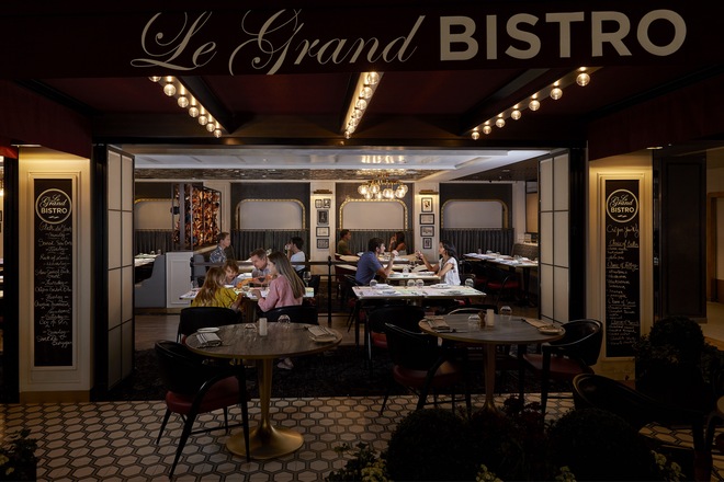 Le Grand Bistro