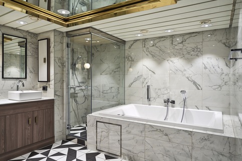 Marella Discovery, Royal Suite Bathroom.jpeg