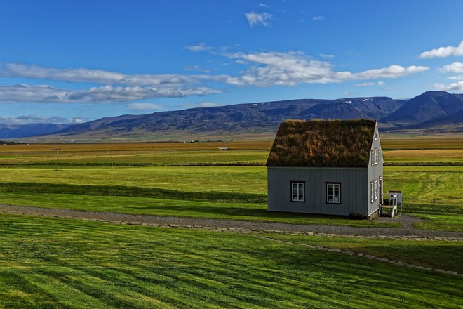 16-Day Svalbard Expedition & Iceland