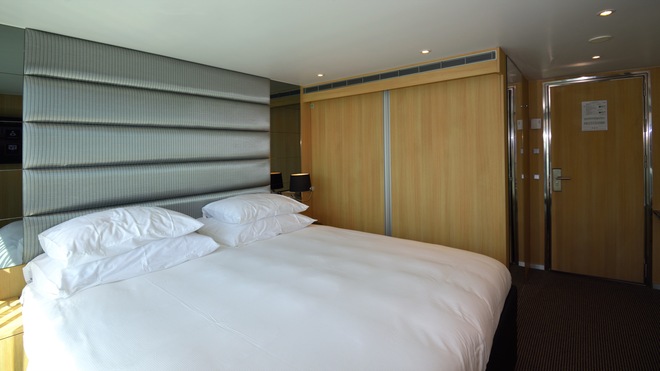Riverview Suite