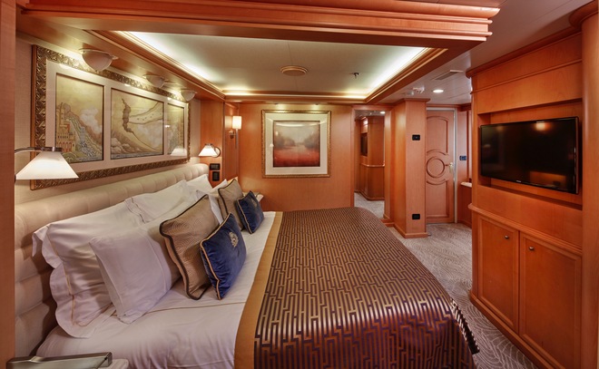 Queens Grill Master Suite