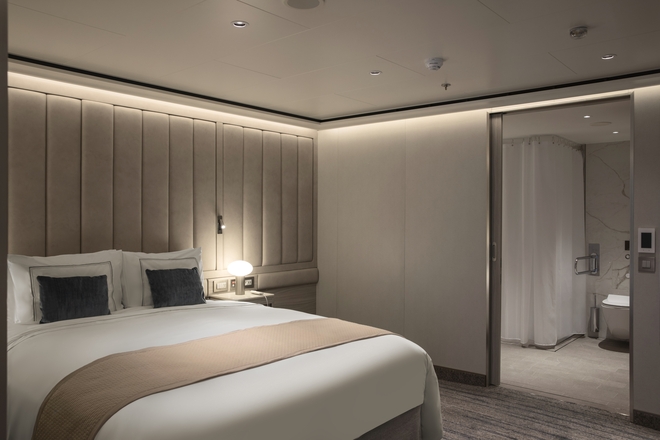 Silver Suite